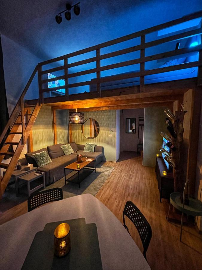 Ferienwohnung Zum Zollkran Трир Екстериор снимка